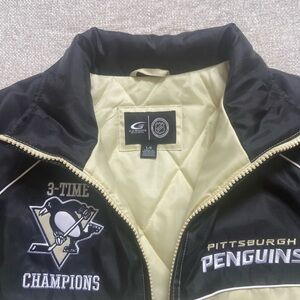 Vintage 3-time champion Pittsburgh Penguins Black and Cream Windbreaker Jacket.